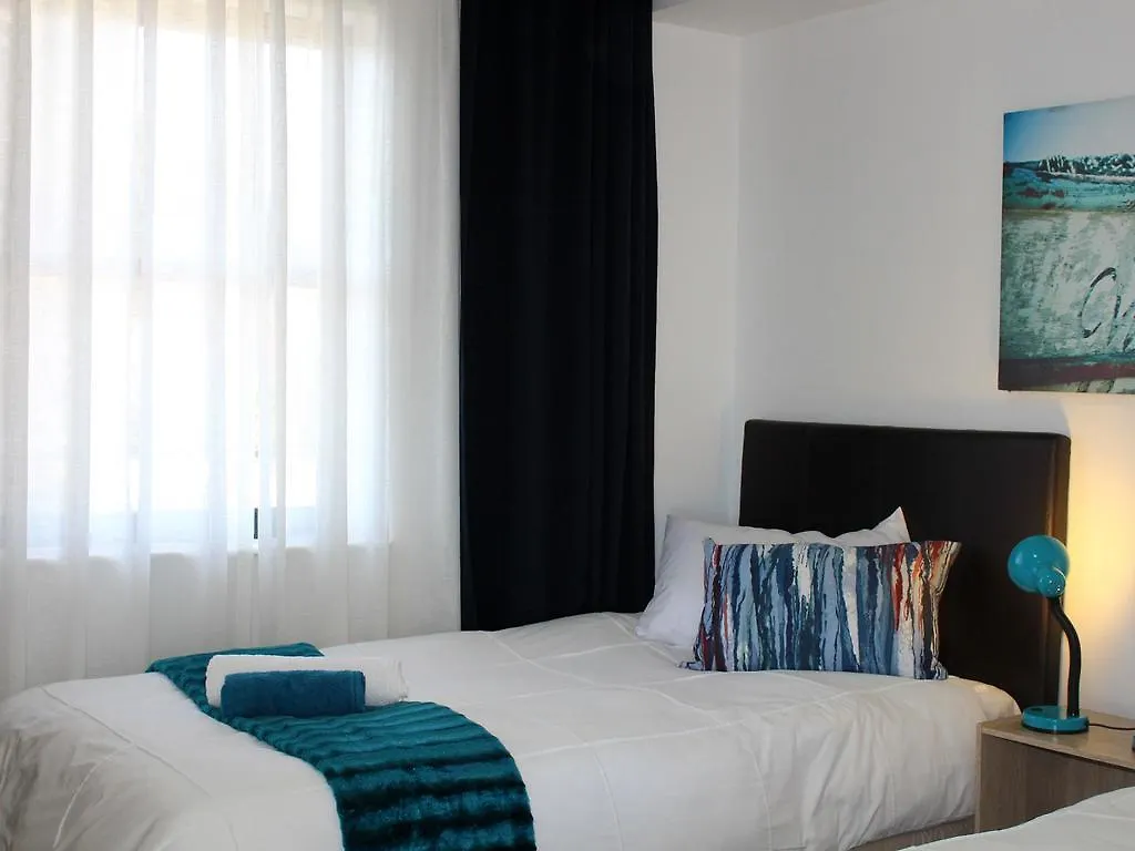 The Schuks Penthouse Daire Gordonʼs Bay